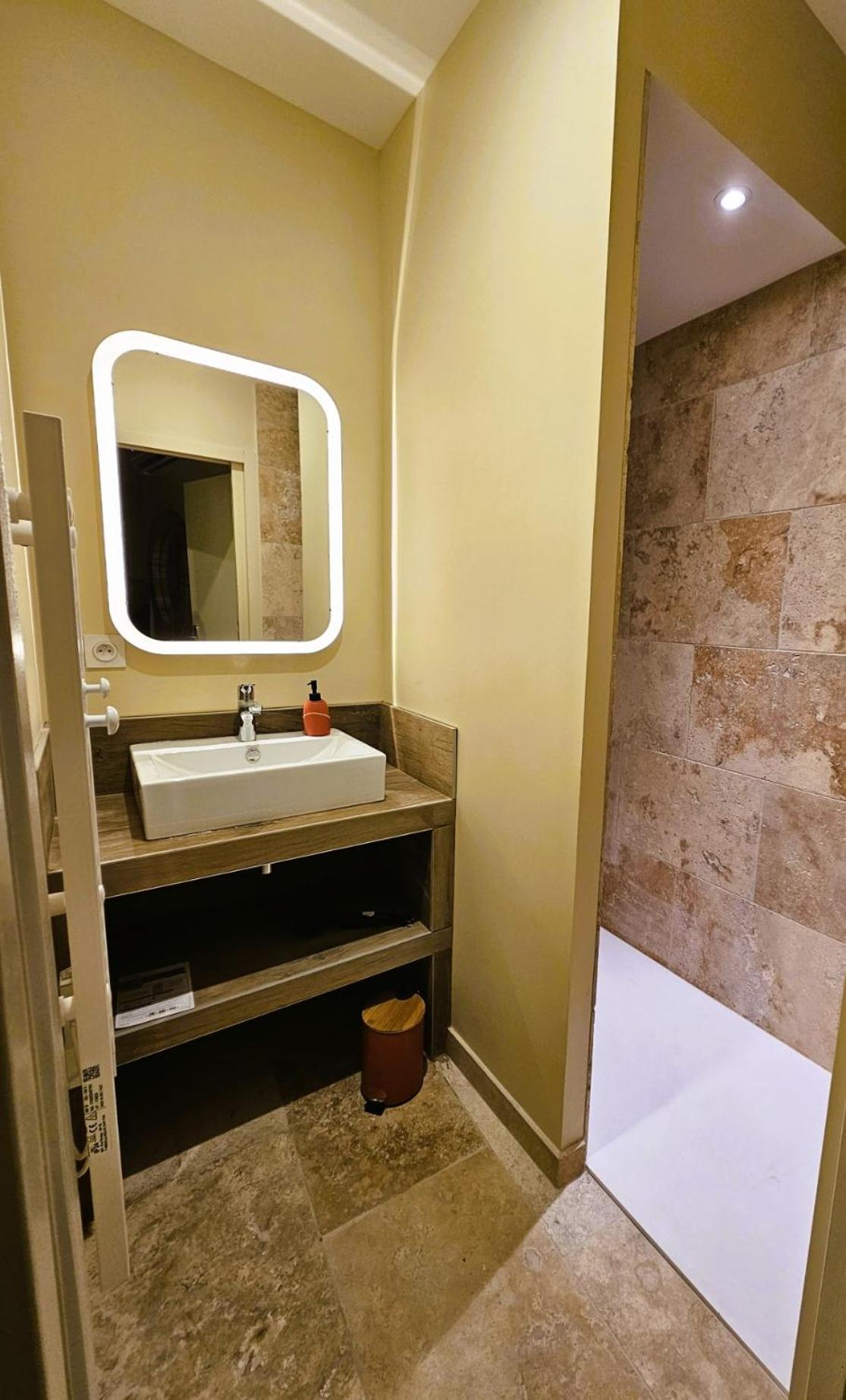 Le Loft De - La Bastide, Le Chalet, Le Loft, Le Mas, La Paillote Apartment *