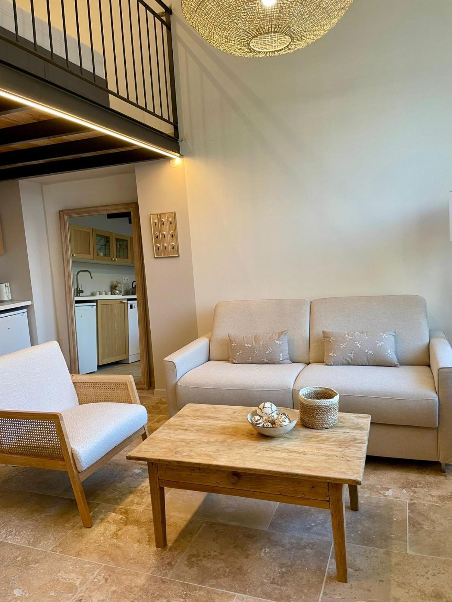 Le Loft De - La Bastide, Le Chalet, Le Loft, Le Mas, La Paillote