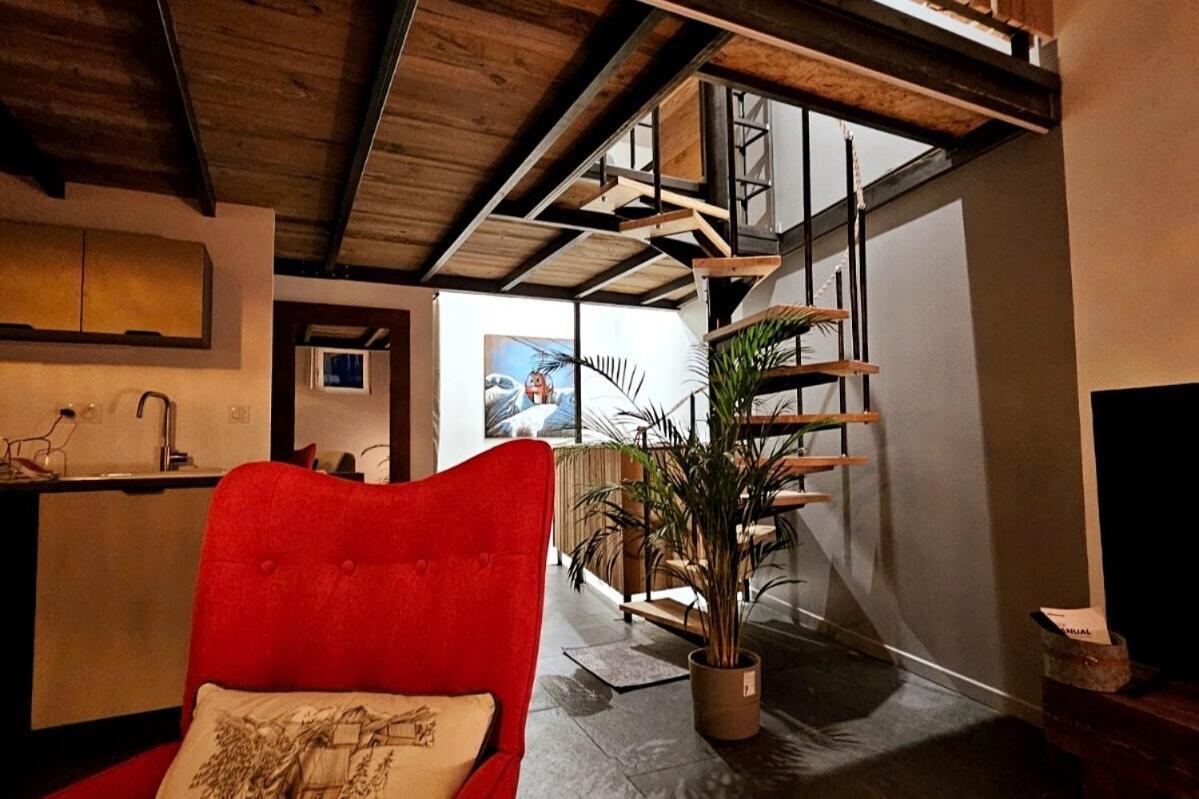 Le Loft De - La Bastide, Le Chalet, Le Loft, Le Mas, La Paillote Appartement *
