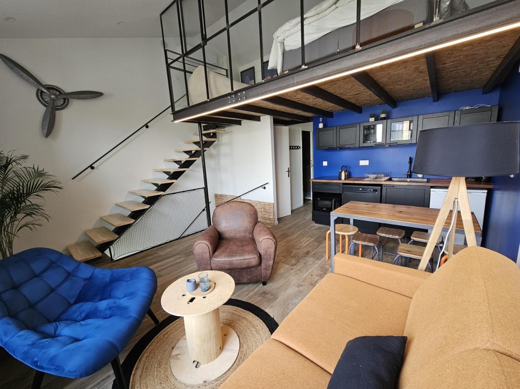 Le Loft De - La Bastide, Le Chalet, Le Loft, Le Mas, La Paillote *