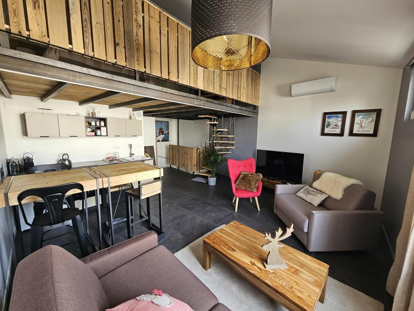 Le Loft De - La Bastide, Le Chalet, Le Loft, Le Mas, La Paillote Appartement *