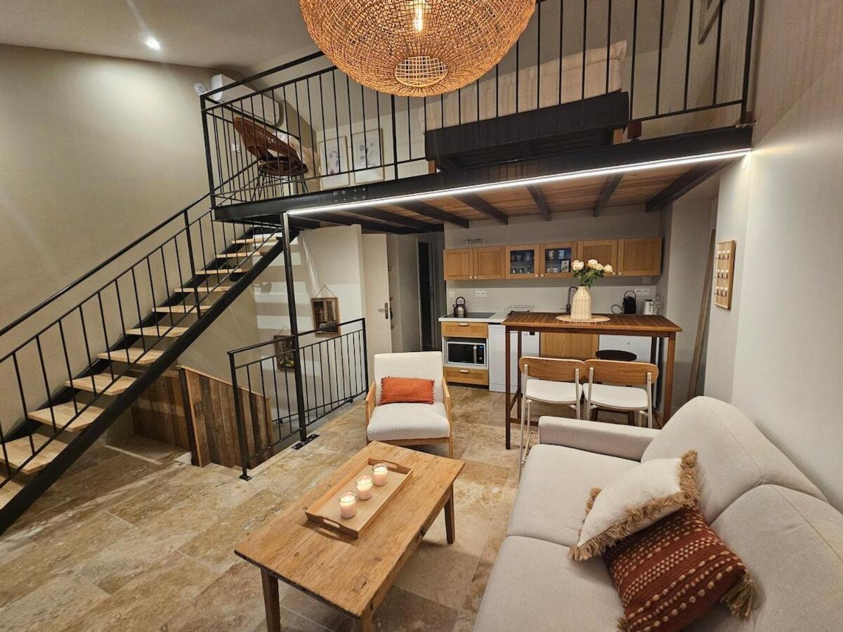 Le Loft De - La Bastide, Le Chalet, Le Loft, Le Mas, La Paillote *