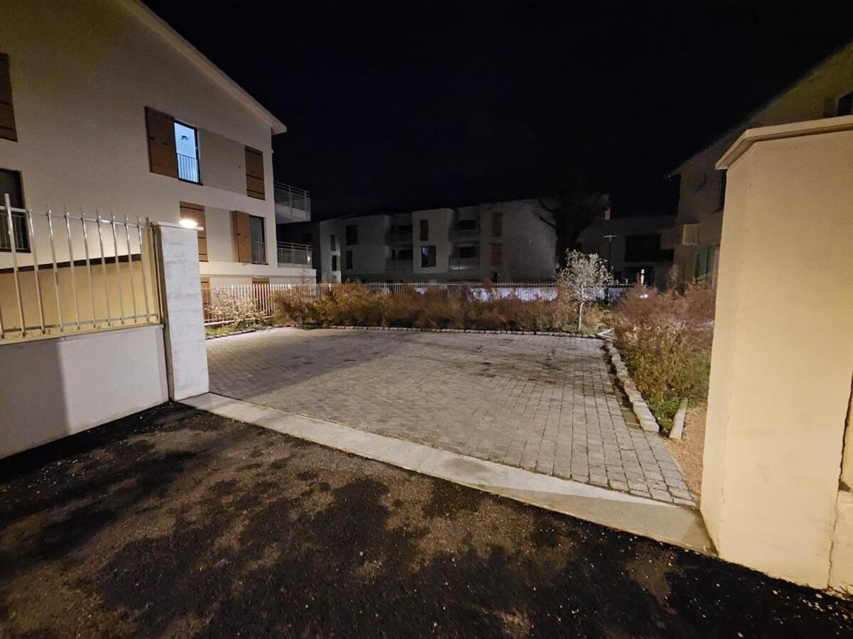 Le Loft De - La Bastide, Le Chalet, Le Loft, Le Mas, La Paillote Appartement *