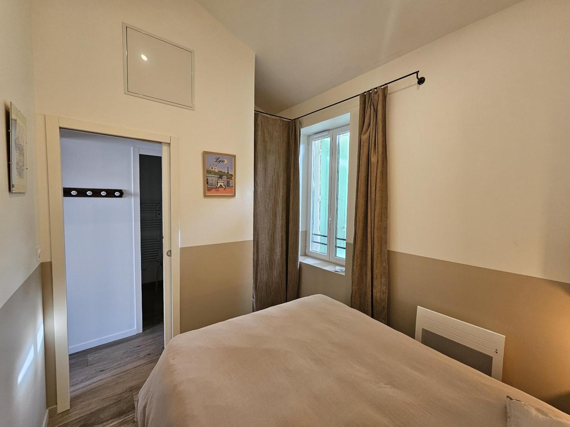 Le Loft De - La Bastide, Le Chalet, Le Loft, Le Mas, La Paillote *